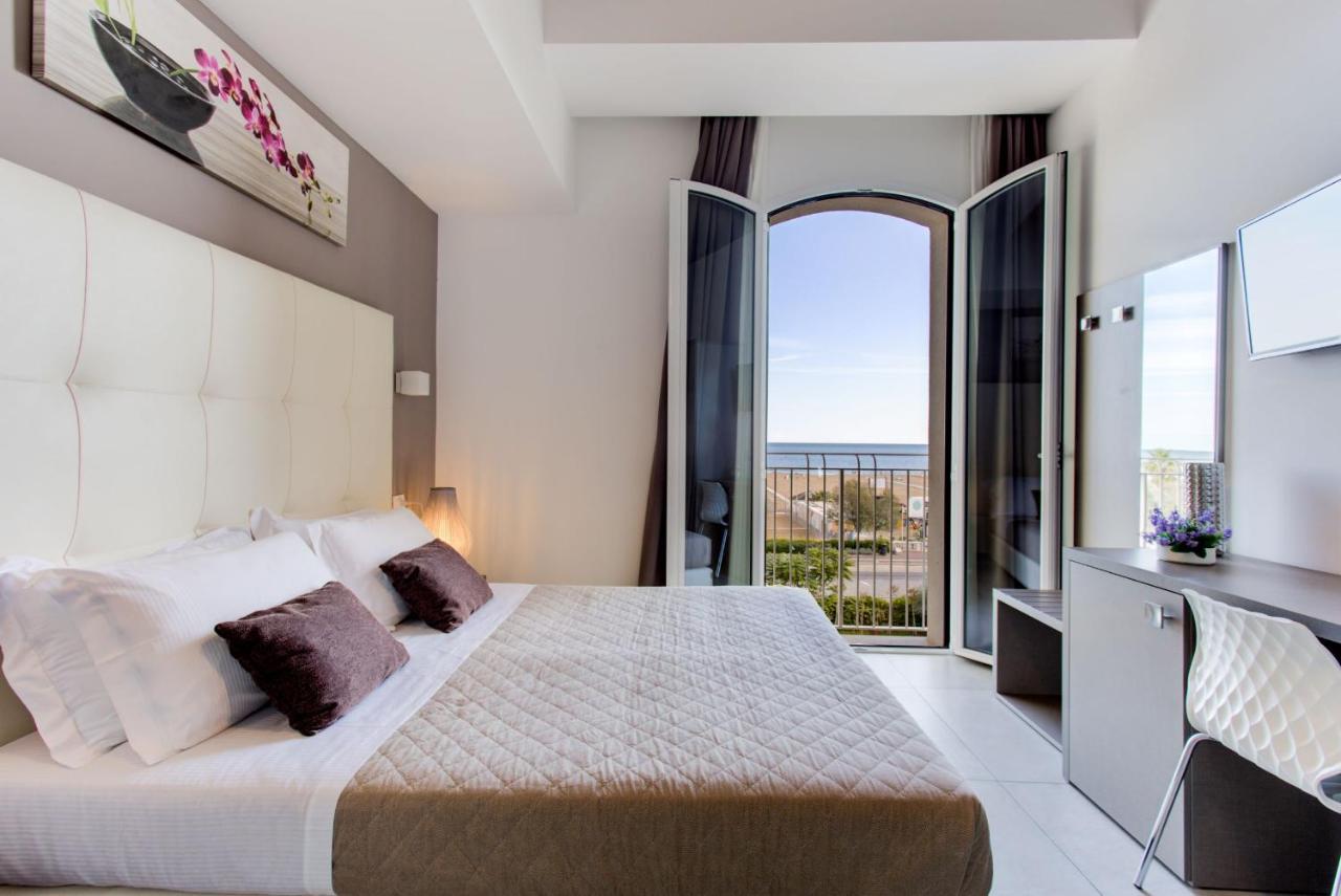 Hotel Villa Augustea Rimini Ngoại thất bức ảnh