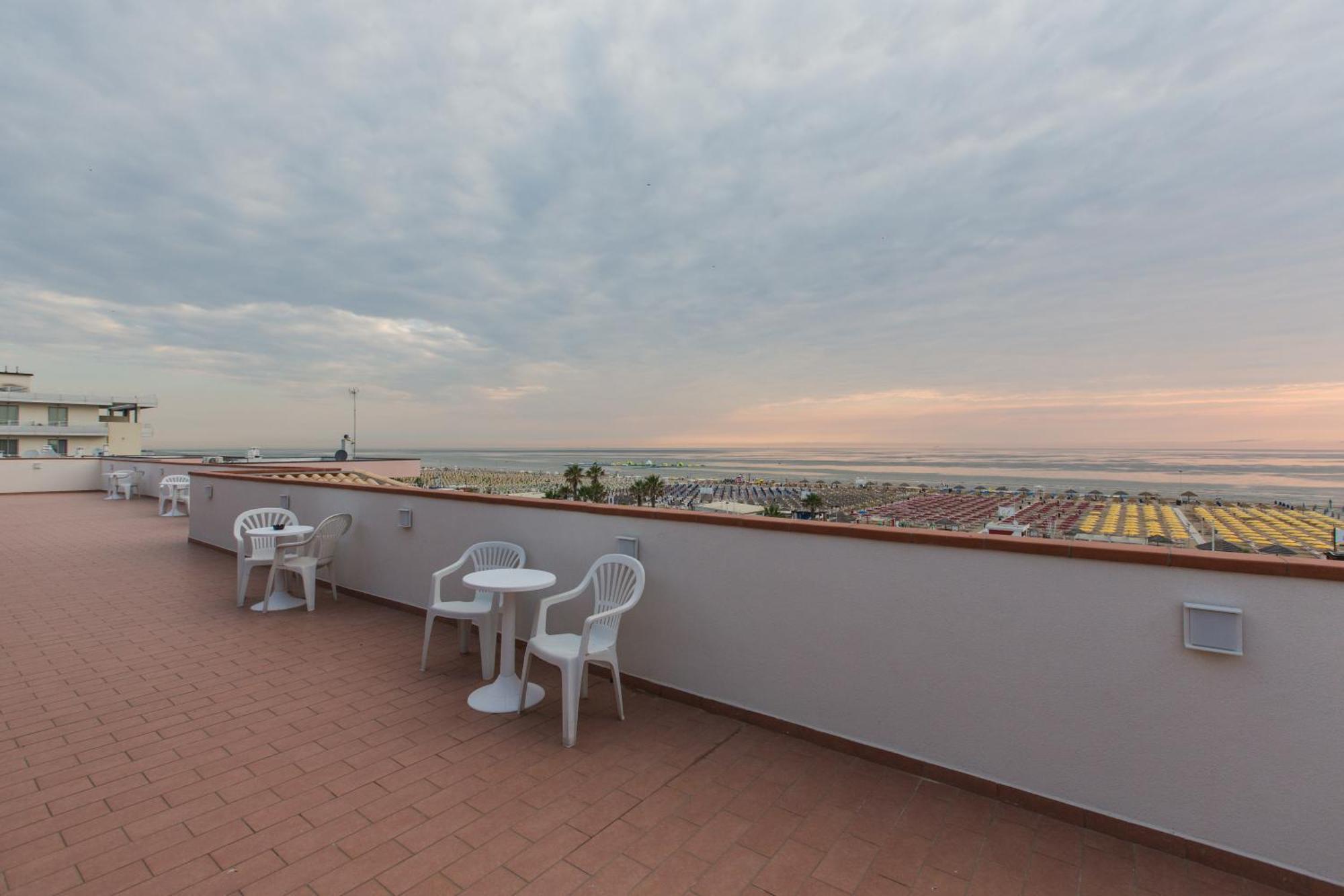 Hotel Villa Augustea Rimini Ngoại thất bức ảnh
