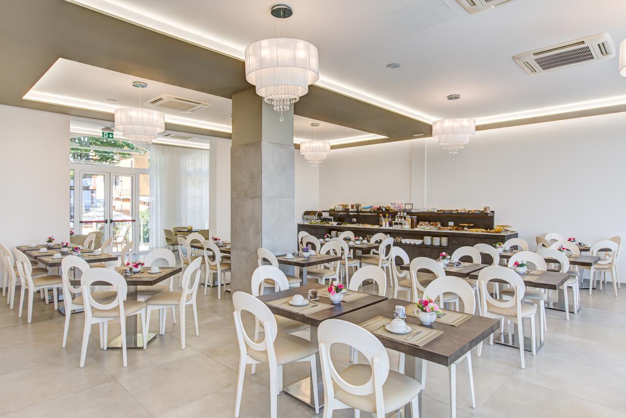 Hotel Villa Augustea Rimini Ngoại thất bức ảnh
